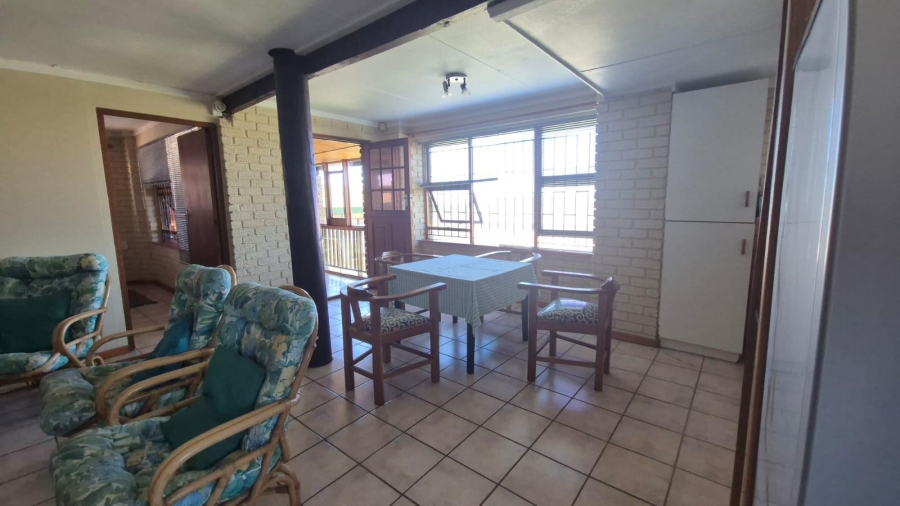 To Let 2 Bedroom Property for Rent in Dana Bay Western Cape